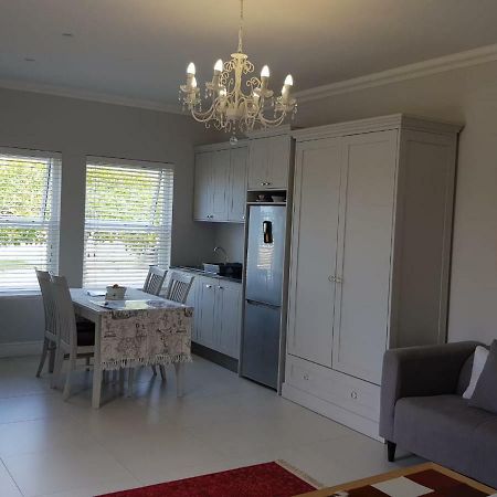 Appartamento Coral Tree Hermanus Esterno foto
